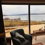 Vila Modern House Secluded In Nature